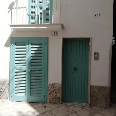 Hotel Palazzo Acquaviva Monopoli Exterior foto